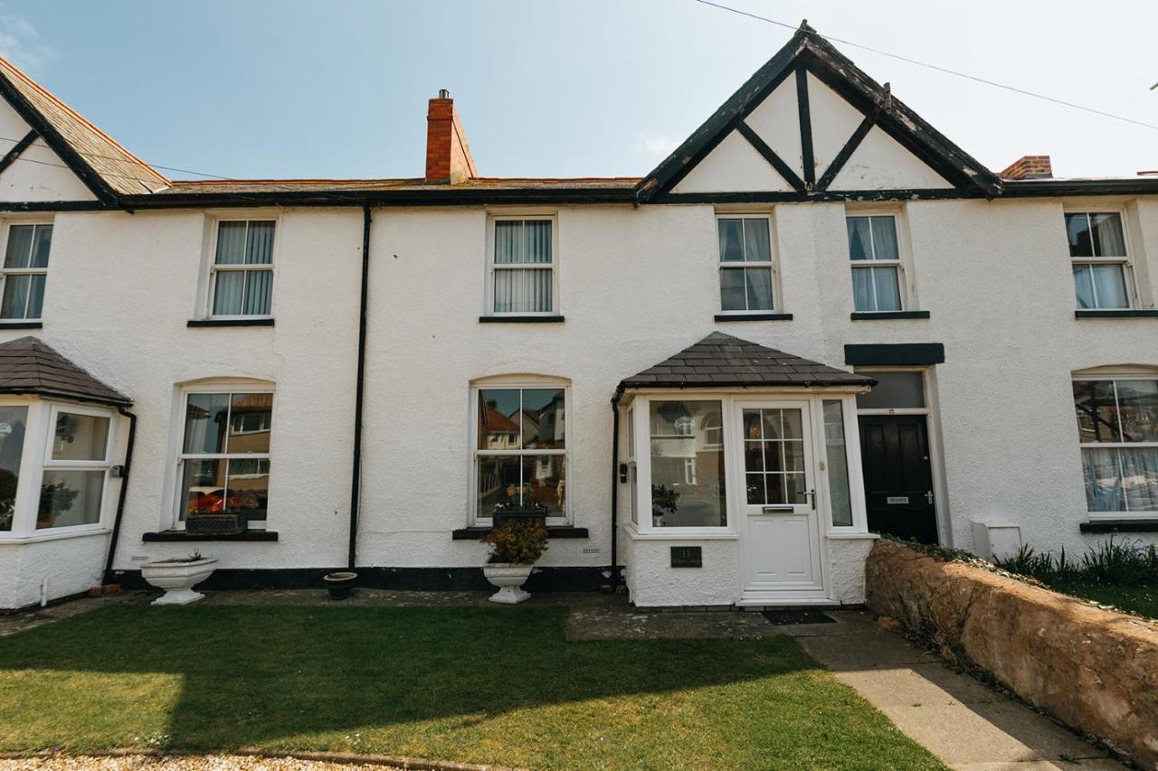 Willow Cottage - Cost 3 Bed Cottage In Penrhyn Bay With Sea Views With Access To Snowdonia Rhôs-on-Sea Zewnętrze zdjęcie