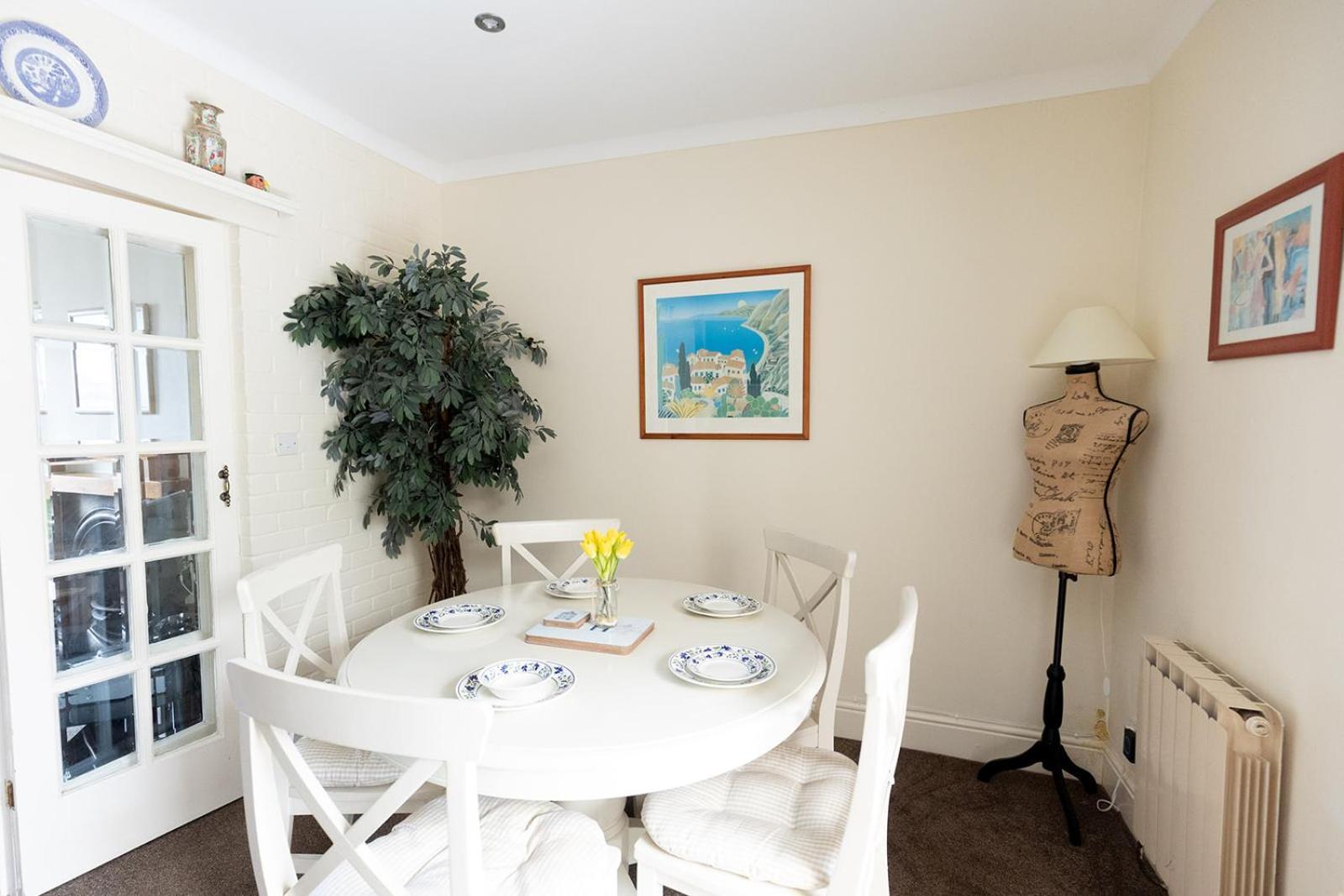 Willow Cottage - Cost 3 Bed Cottage In Penrhyn Bay With Sea Views With Access To Snowdonia Rhôs-on-Sea Zewnętrze zdjęcie